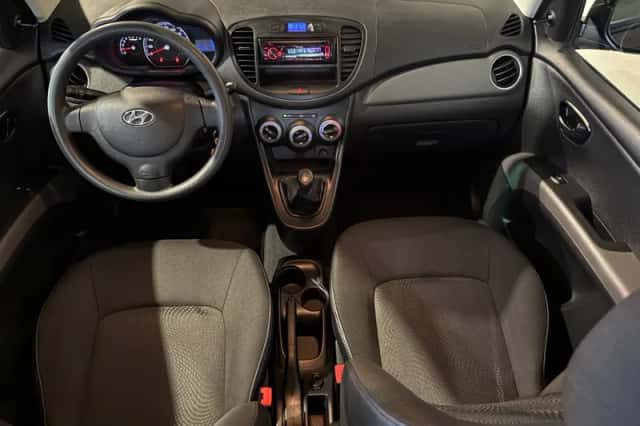 Hyundai i10 (2012) thumbnail 2