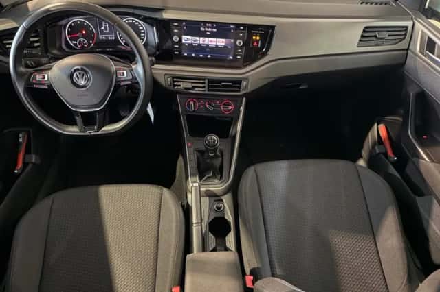 Volkswagen Polo (2019) thumbnail 2