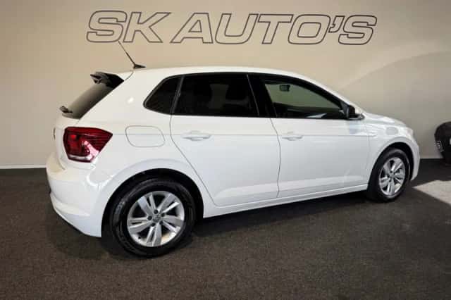 Volkswagen Polo (2019) thumbnail 3