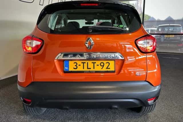 Renault Captur (2014) thumbnail 4