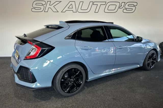 Honda Civic (2018) thumbnail 6