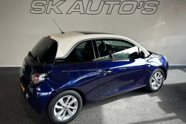 Opel Adam (2014) thumbnail 3