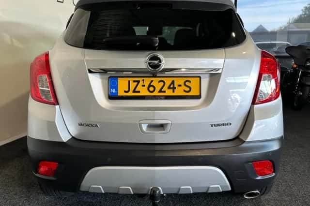 Opel Mokka (2016) thumbnail 4