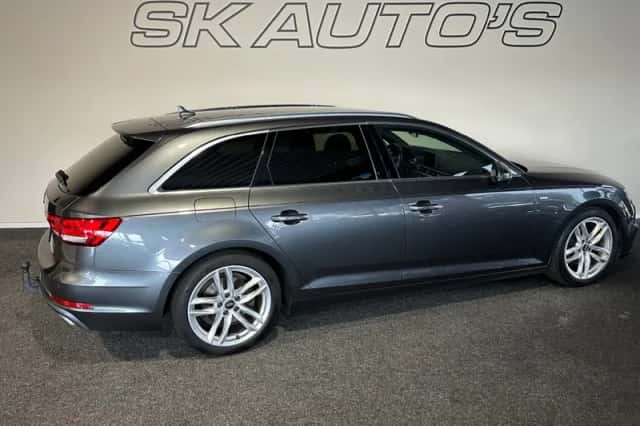 Audi A4 (2019) thumbnail 6