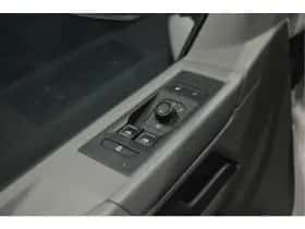 Volkswagen Transporter (2019) thumbnail 14
