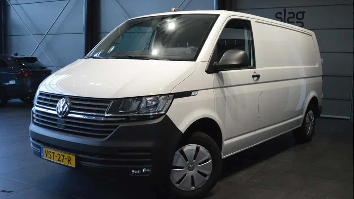 Volkswagen Transporter (2019) — foto 1