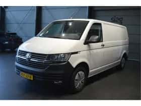 Volkswagen Transporter (2019) thumbnail 2