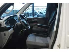 Volkswagen Transporter (2019) thumbnail 15