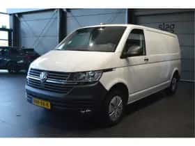 Volkswagen Transporter (2019) thumbnail 2