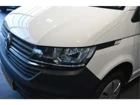 Volkswagen Transporter (2019) thumbnail 12