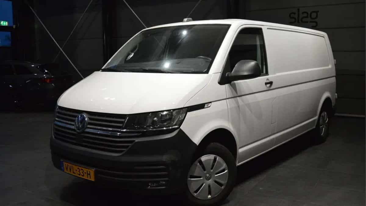 Volkswagen Transporter (2019) — foto 1