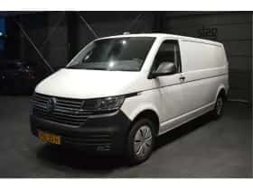 Volkswagen Transporter (2019) thumbnail 2