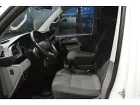 Volkswagen Transporter (2019) thumbnail 14