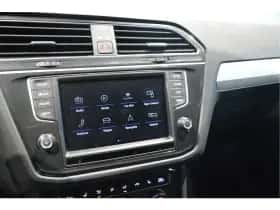 Volkswagen Tiguan (2016) thumbnail 17