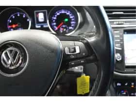 Volkswagen Tiguan (2016) thumbnail 23