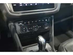 Volkswagen Tiguan (2018) thumbnail 24