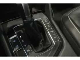 Volkswagen Tiguan (2018) thumbnail 25