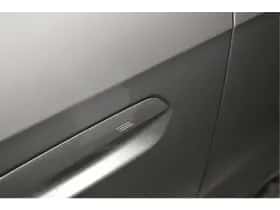 BMW X1 (2022) thumbnail 12