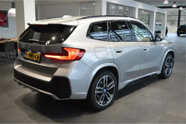 BMW X1 (2022) thumbnail 4