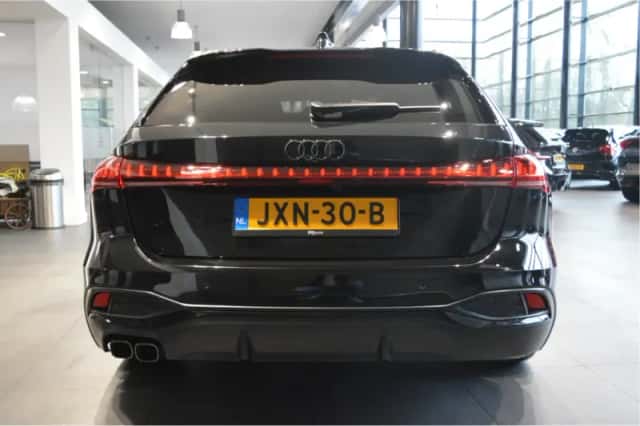 Audi A5 (2024) thumbnail 5