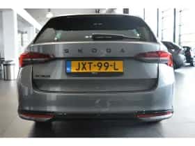 Škoda Octavia (2020) thumbnail 5