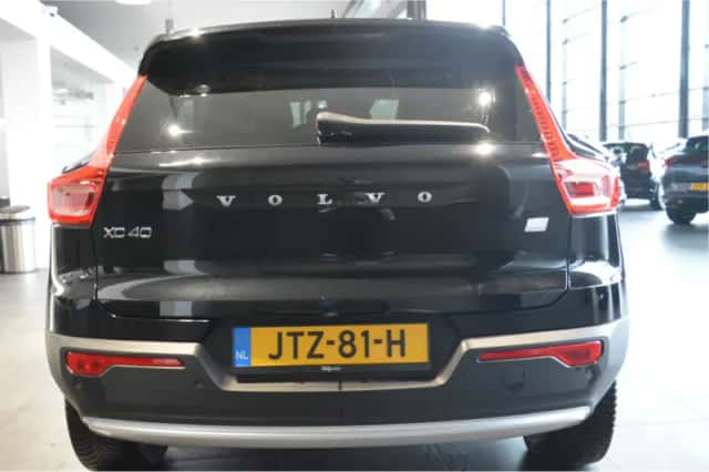 Volvo XC40 (2020) thumbnail 5