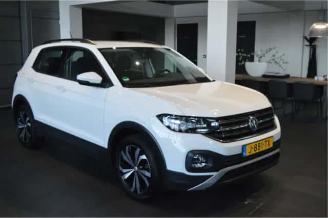 Volkswagen T-Cross (2019) thumbnail 3
