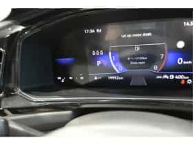 Volkswagen T-Roc (2022) thumbnail 24