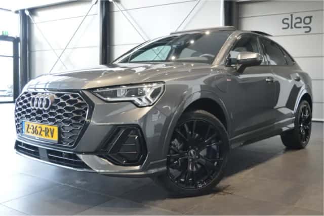 Audi Q3 (2021) thumbnail 1