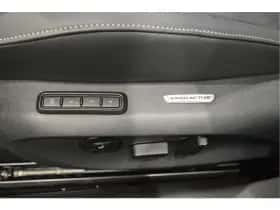 Volkswagen Passat (2023) thumbnail 19