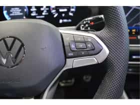 Volkswagen Passat thumbnail 23