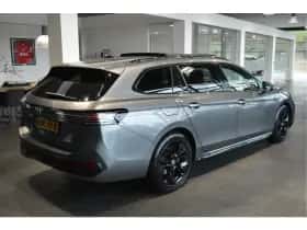 Volkswagen Passat thumbnail 4