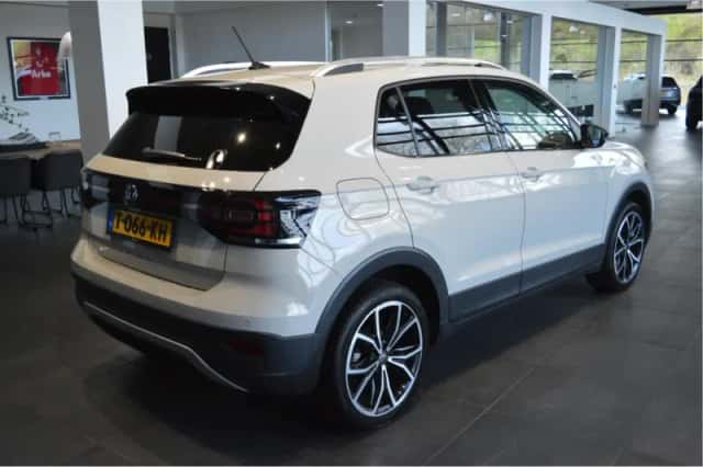 Volkswagen T-Cross (2020) thumbnail 4