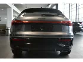 Audi Q5 (2025) thumbnail 5