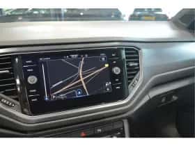 Volkswagen T-Roc thumbnail 19
