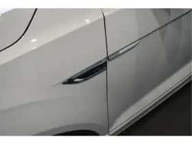 Volkswagen T-Roc thumbnail 10