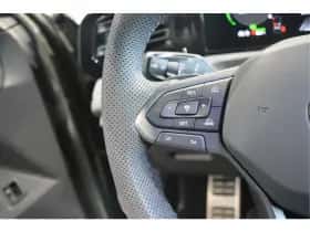 Volkswagen Tiguan (2024) thumbnail 15