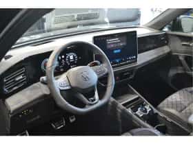 Volkswagen Tiguan (2024) thumbnail 17