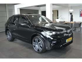 Volkswagen Tiguan (2024) thumbnail 3