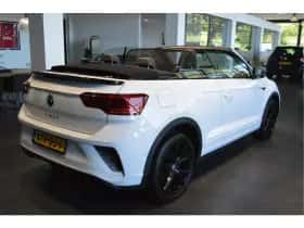 Volkswagen T-Roc (2022) thumbnail 4