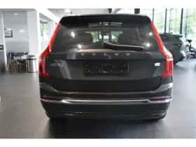 Volvo XC90 (2024) thumbnail 4