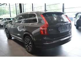Volvo XC90 (2024) thumbnail 5