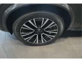 Volvo XC90 (2024) thumbnail 10