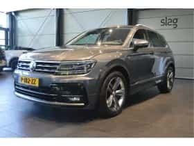 Volkswagen Tiguan (2017) thumbnail 2