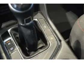 Volkswagen Tiguan (2017) thumbnail 24