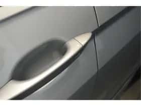 Volkswagen Tiguan (2021) thumbnail 15