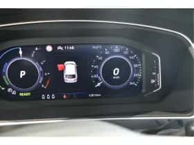 Volkswagen Tiguan (2023) thumbnail 18