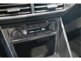 Volkswagen Polo (2018) thumbnail 22