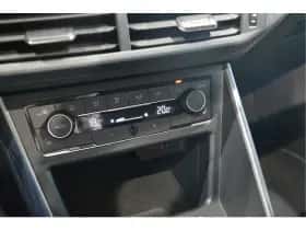 Volkswagen Polo (2018) thumbnail 22