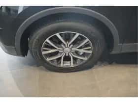 Volkswagen Tiguan (2016) thumbnail 11